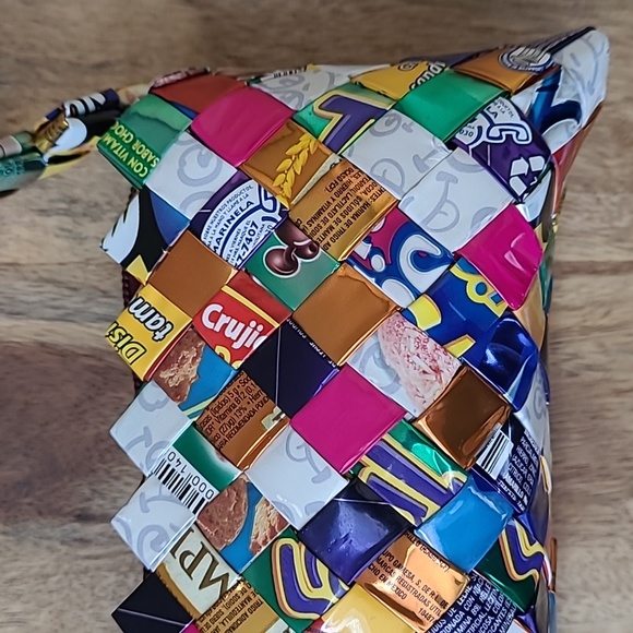 Hand Made Purse - Picture 6 of 8